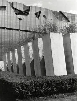 Jüdisches Museum, Lindenstraße (Garten des Exild und Liebeskind-Bau)