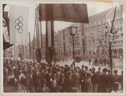 Olympia 1936. "1. August in Berlin", Aufziehen der Wache Unter den Linden