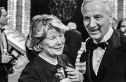 20. Verleihung der Goldenen Kamera im ICC - 23.02.1985 mit Barbara Bel Geddes und Boy Gobert