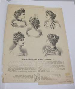 Zeitungsausschnitt aus "Mode und Haus" mit Mode und Frisuren von 1901