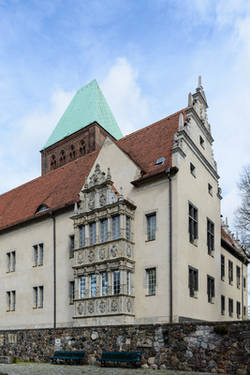 Märkisches Museum Am Köllnischen Park 5. Teilansicht mit Lapidarium und Renaissanceflügel