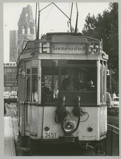 "Straßenbahn, wenige Tage vor Betriebseinstellung". Hardenbergstraße