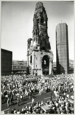 "17. Chorfest des Deutschen Sängerbundes in Berlin vom 9.6.-13.6.1976 SINGENDE CITY"
