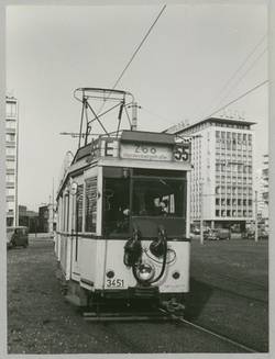 "Straßenbahn, wenige Tage vor Betriebseinstellung". Ernst-Reuter-Platz