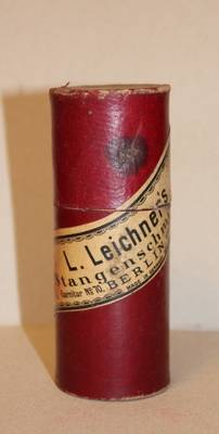 "L. Leichner's Stangenschminke" in der Farbe "Garnitur No. 70"